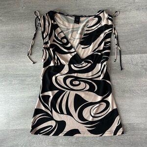 Stylish Black and Cream Women's Top with tie Babydoll sleeveless